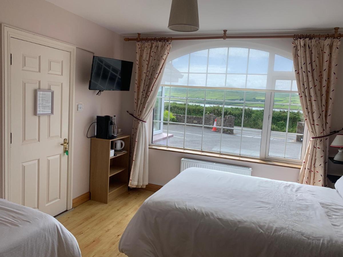 Brownes Bed & Breakfast Emlagh East Exterior photo